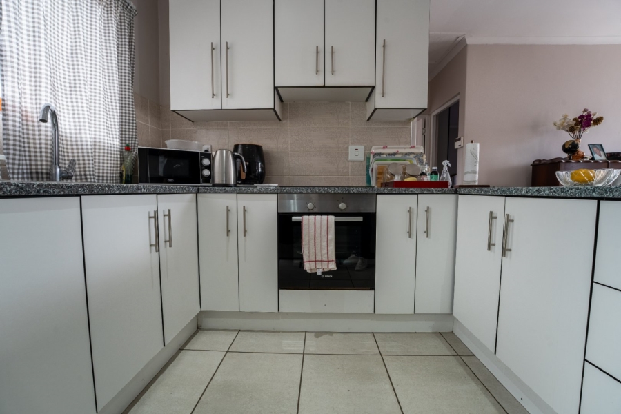 4 Bedroom Property for Sale in Walmer Eastern Cape